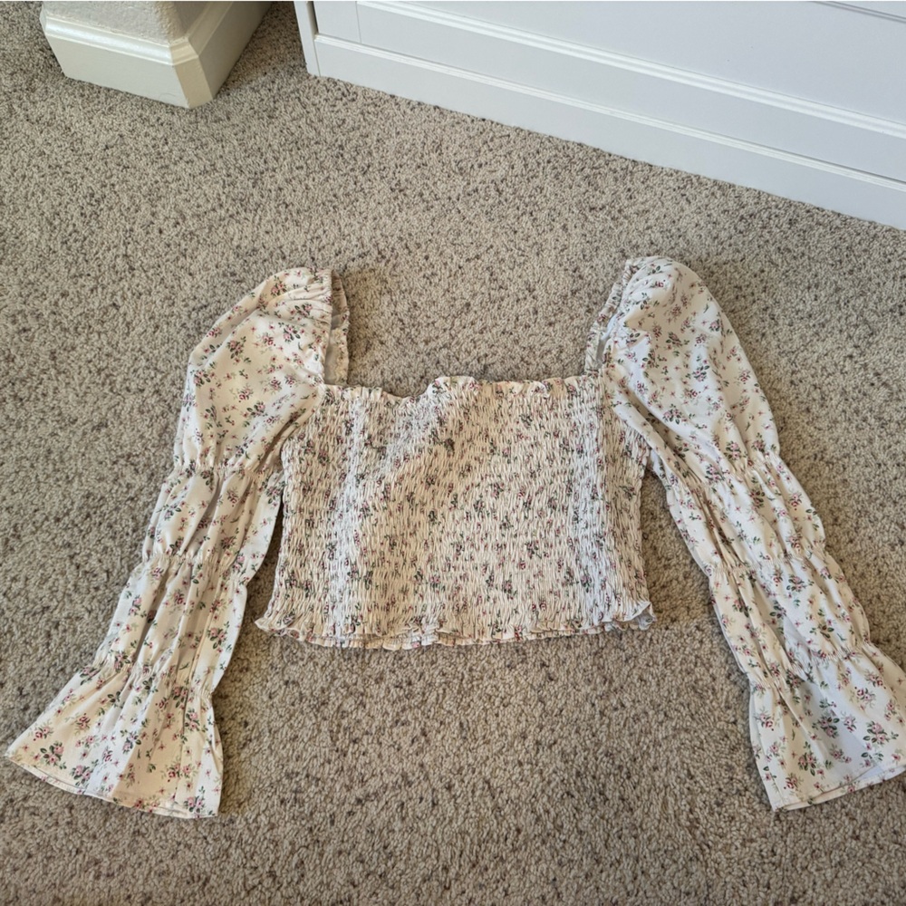 Storia Cream Floral Smocked Top